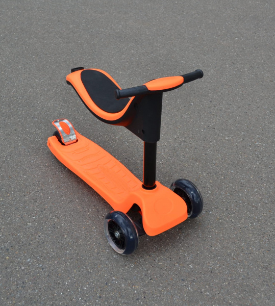 Самокат с ручкой Ateox (Оранжевый), Цвет Оранжевый