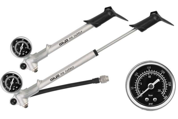 Насос Giyo GS-02, высокого давления, для аморт. вилок и задн. аморт.